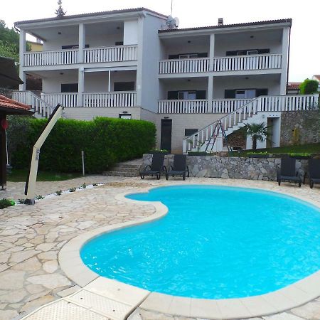 Holiday Home In Malinska/Insel Krk 13031 Екстериор снимка