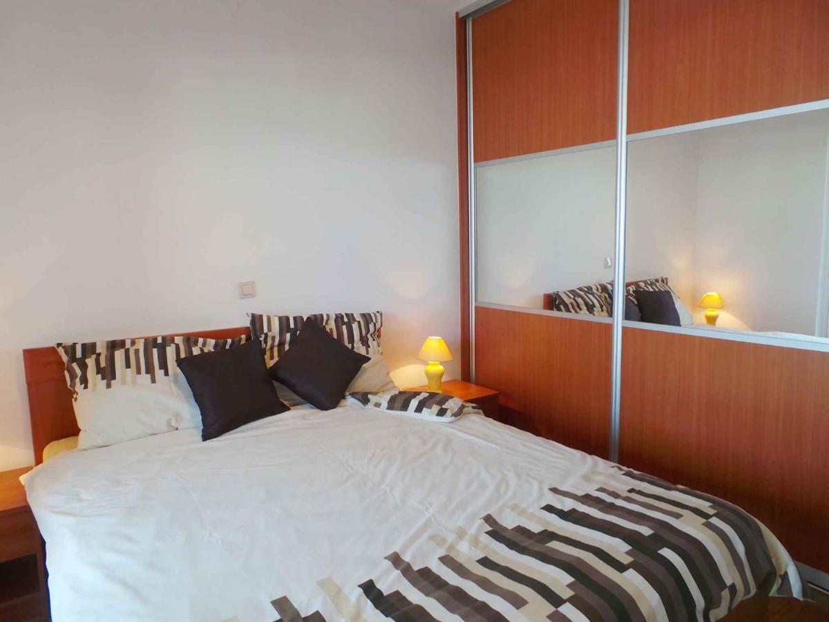 Holiday Home In Malinska/Insel Krk 13031 Екстериор снимка